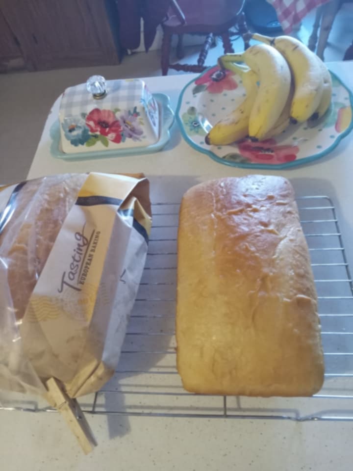 Nanas Amish Bread
